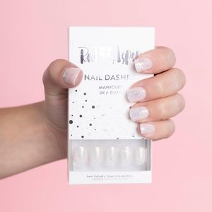 Roxie Moxie Red Aspen nail dashes